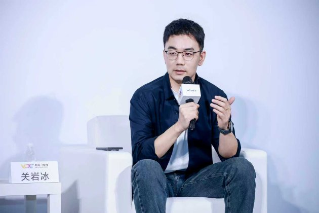 專訪vivo高管:vivo AI戰略再進階:讓技術隱形,讓智能自然生長 關巖冰:AI 產品總經理