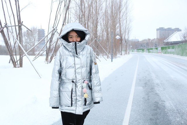 女裝店主不建議買300元以下羽絨服,羽絨服是越貴越好嗎?