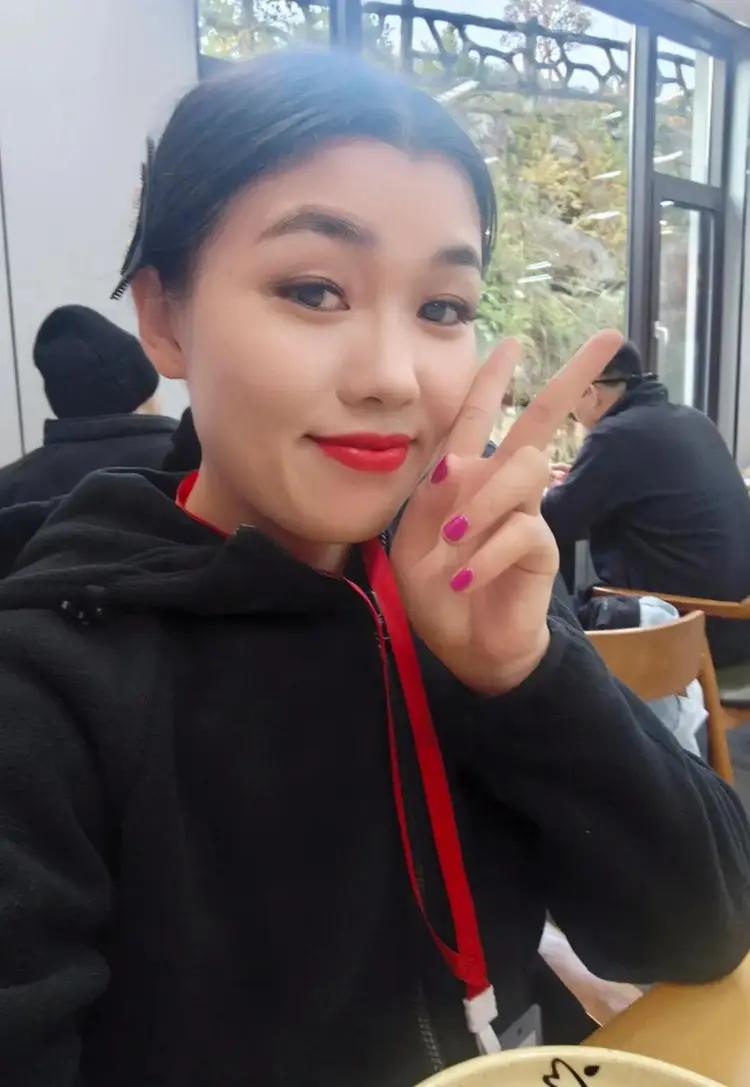 張家界荒野求生“冷美人”遺憾退賽 本人回應(yīng):不甘心